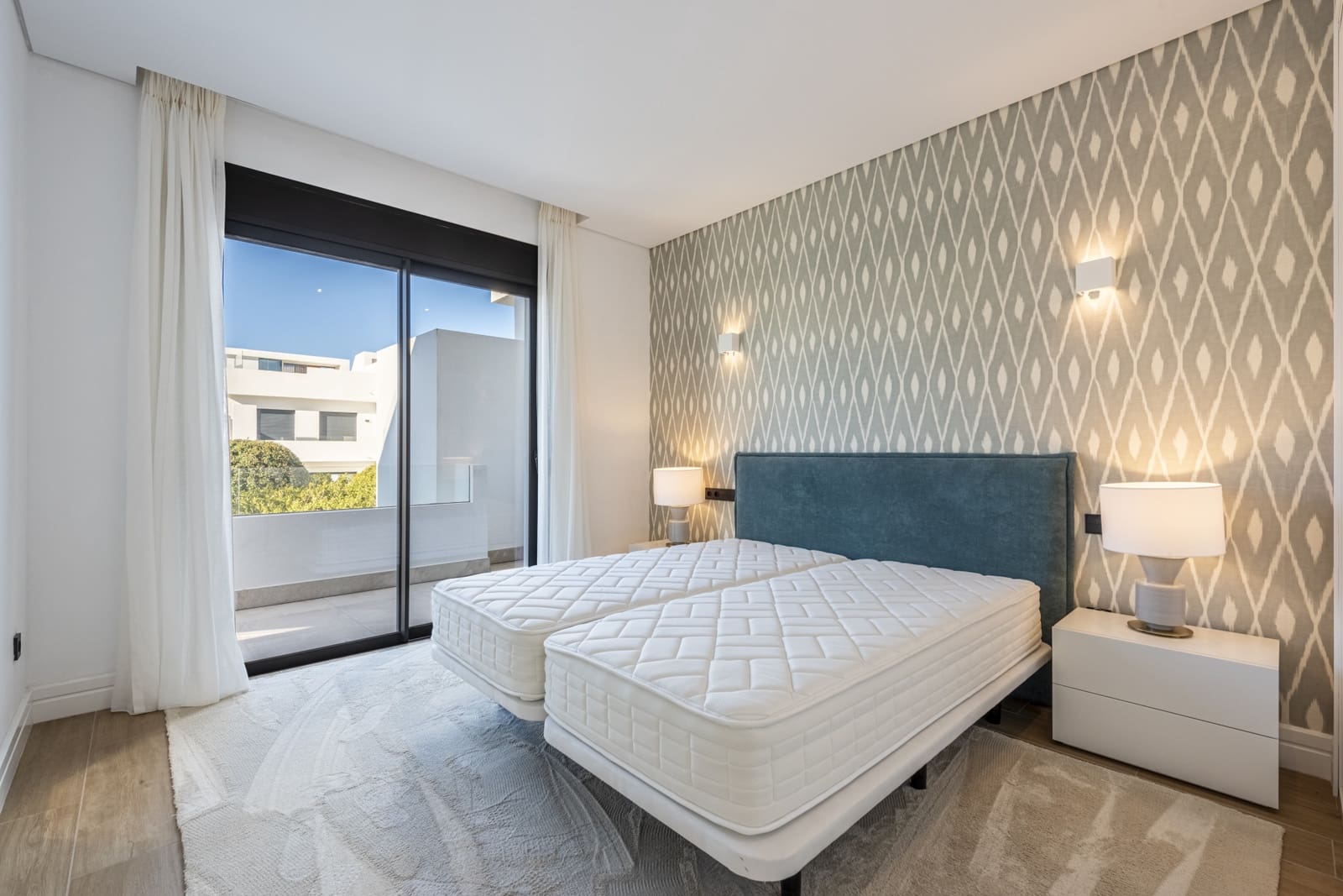 Maison de Ville de 3 chambres à louer à Marbella avec piscine garage - 6 700 € (Ref: 8049861)