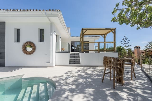 4 soverom Villa til salgs i Marbella med svømmebasseng garasje - € 1 998 000 (Ref: 8102273)