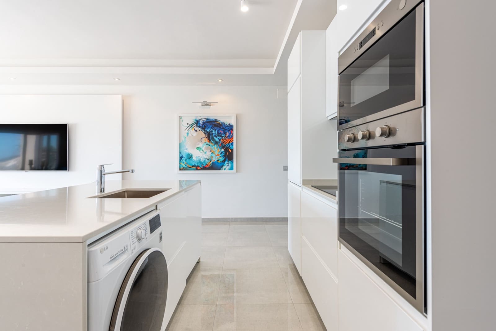 2 bedroom Apartment for sale in Puerto Banus - € 985,000 (Ref: 8126341)