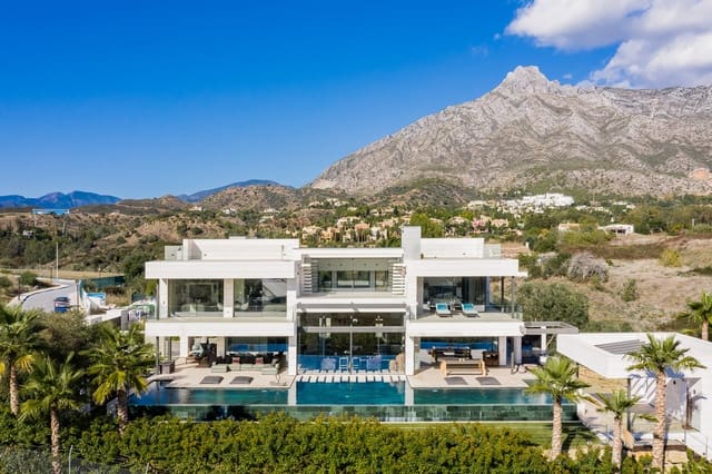 6 sypialnia Willa na sprzedaż w Marbella z basenem garażem - 6 850 000 € (Ref: 8128795)
