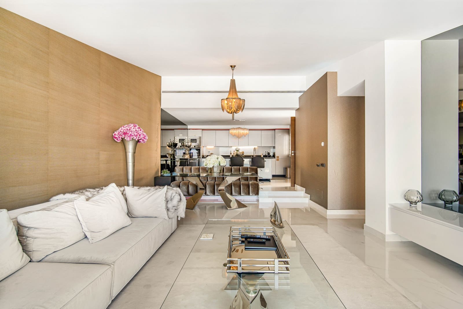 2 bedroom Penthouse for sale in Puerto Banus - € 1,499,000 (Ref: 8130733)