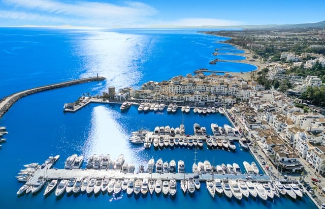 2 soveværelse Penthouse til salg i Puerto Banus, Marbella - € 1.499.000 (Ref: 8130733)