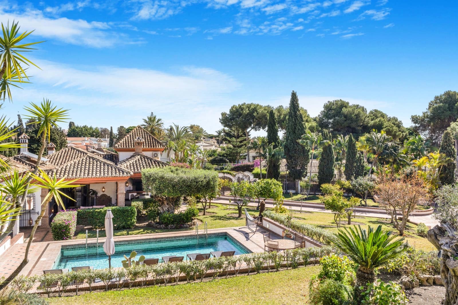 4 slaapkamer Villa te koop in Marbella met zwembad garage - € 2.800.000 (Ref: 8158211)