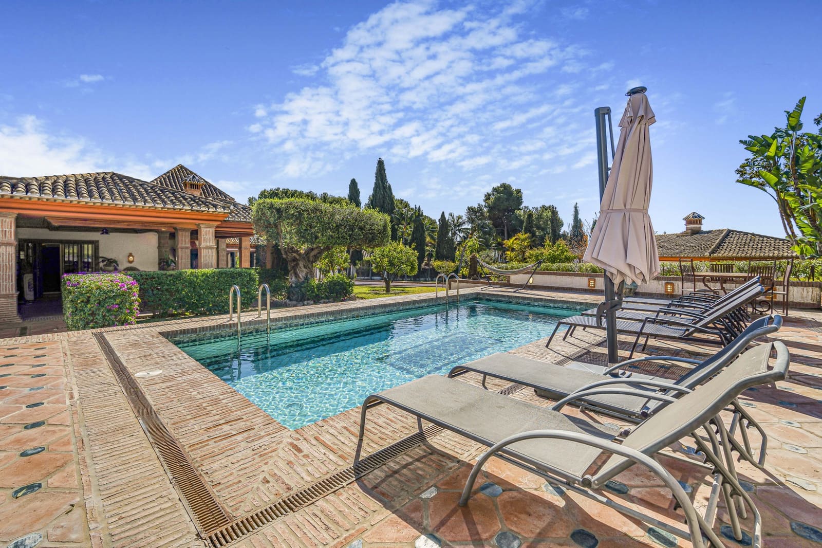 4 slaapkamer Villa te koop in Marbella met zwembad garage - € 2.800.000 (Ref: 8158211)