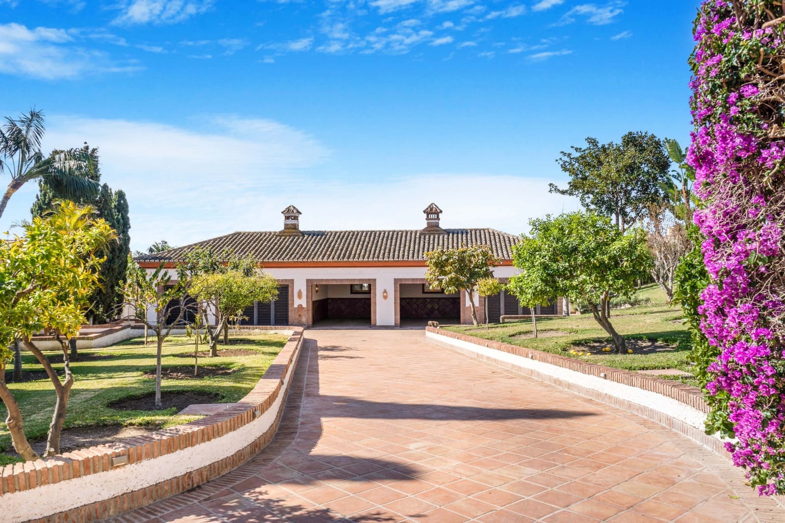 4 slaapkamer Villa te koop in Marbella met zwembad garage - € 2.800.000 (Ref: 8158211)