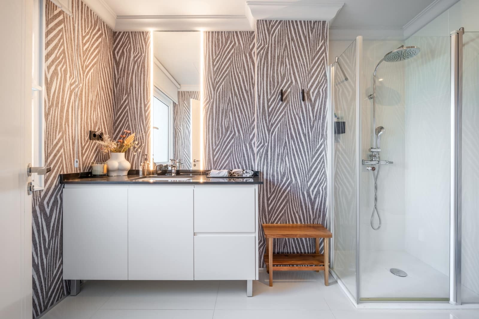 4 bedroom Penthouse for sale in Marbella with pool garage - € 4,295,000 (Ref: 8165788)