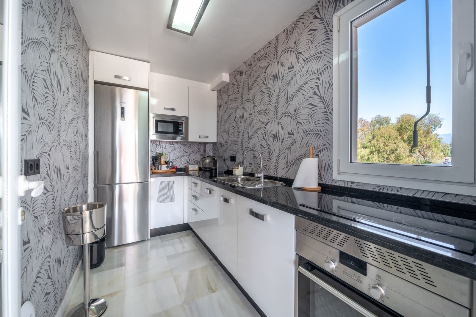 4 soveværelse Penthouse til salg i Marbella med swimmingpool garage - € 3.895.000 (Ref: 8165788)