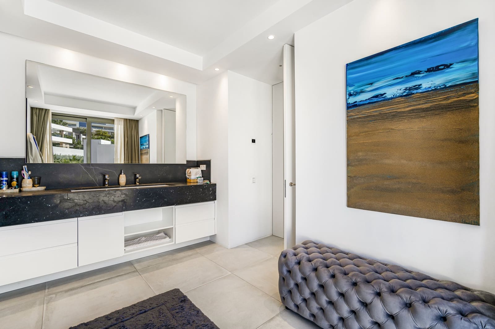 5 bedroom Villa for sale in Benahavis with pool garage - € 3,950,000 (Ref: 8165789)