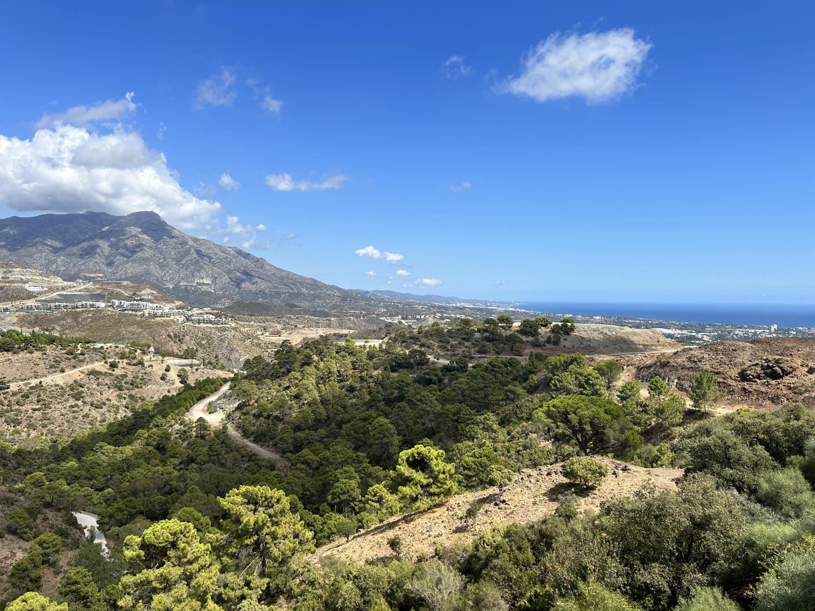 7 soverom Villa til salgs i El Madronal med svømmebasseng garasje - € 3 850 000 (Ref: 8181591)