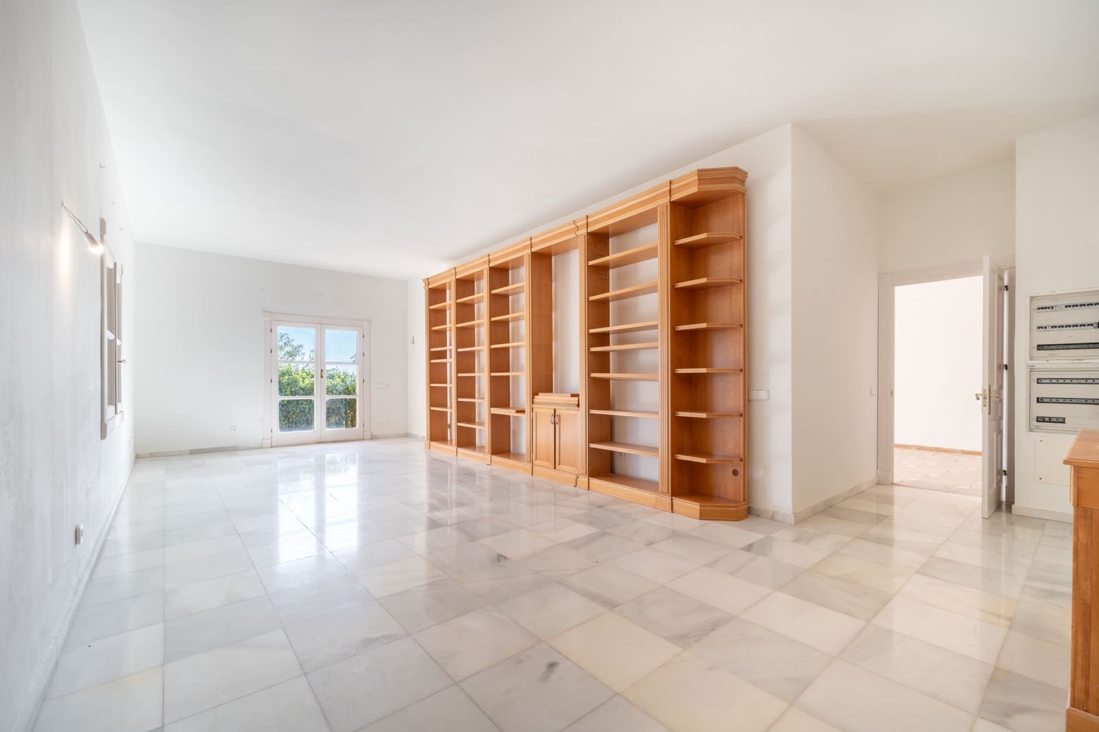 7 sypialnia Willa na sprzedaż w El Madronal z basenem garażem - 3 850 000 € (Ref: 8181591)