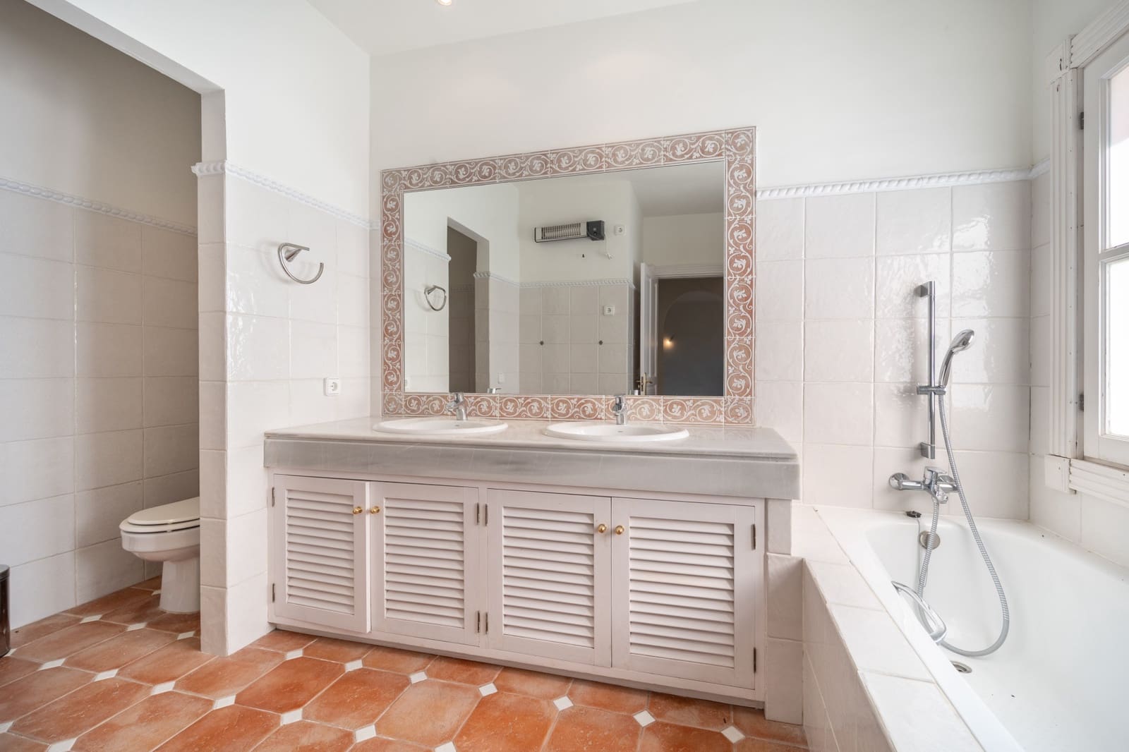 7 sypialnia Willa na sprzedaż w El Madronal z basenem garażem - 3 850 000 € (Ref: 8181591)