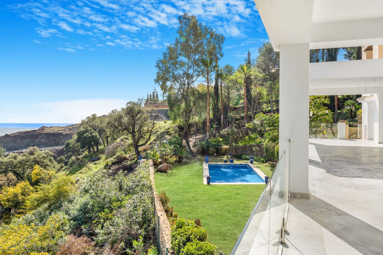 7 bedroom Villa for sale in El Madronal with pool garage - € 3,395,000 (Ref: 8181591)