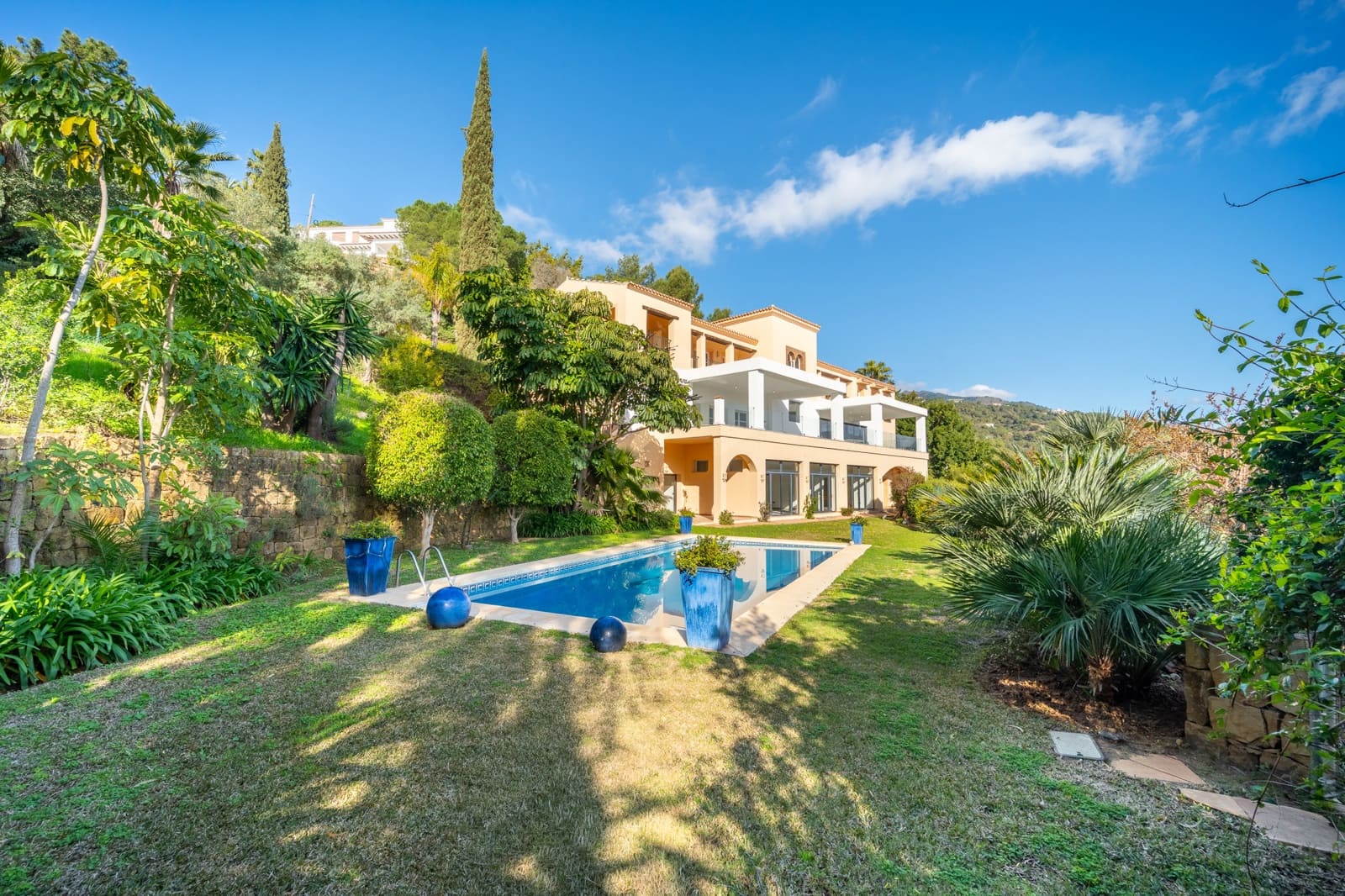 7 bedroom Villa for sale in El Madronal with pool garage - € 3,395,000 (Ref: 8181591)