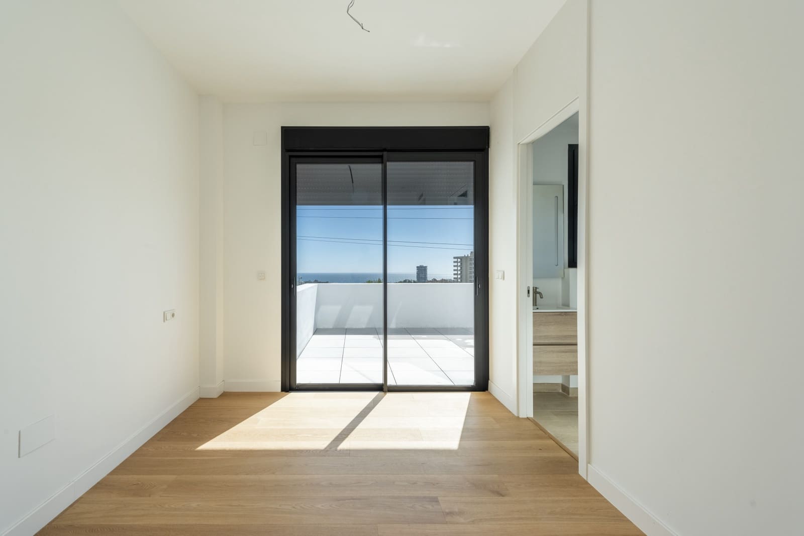 6 soveværelse Byhus til salg i Marbella med swimmingpool garage - € 2.195.000 (Ref: 8195125)