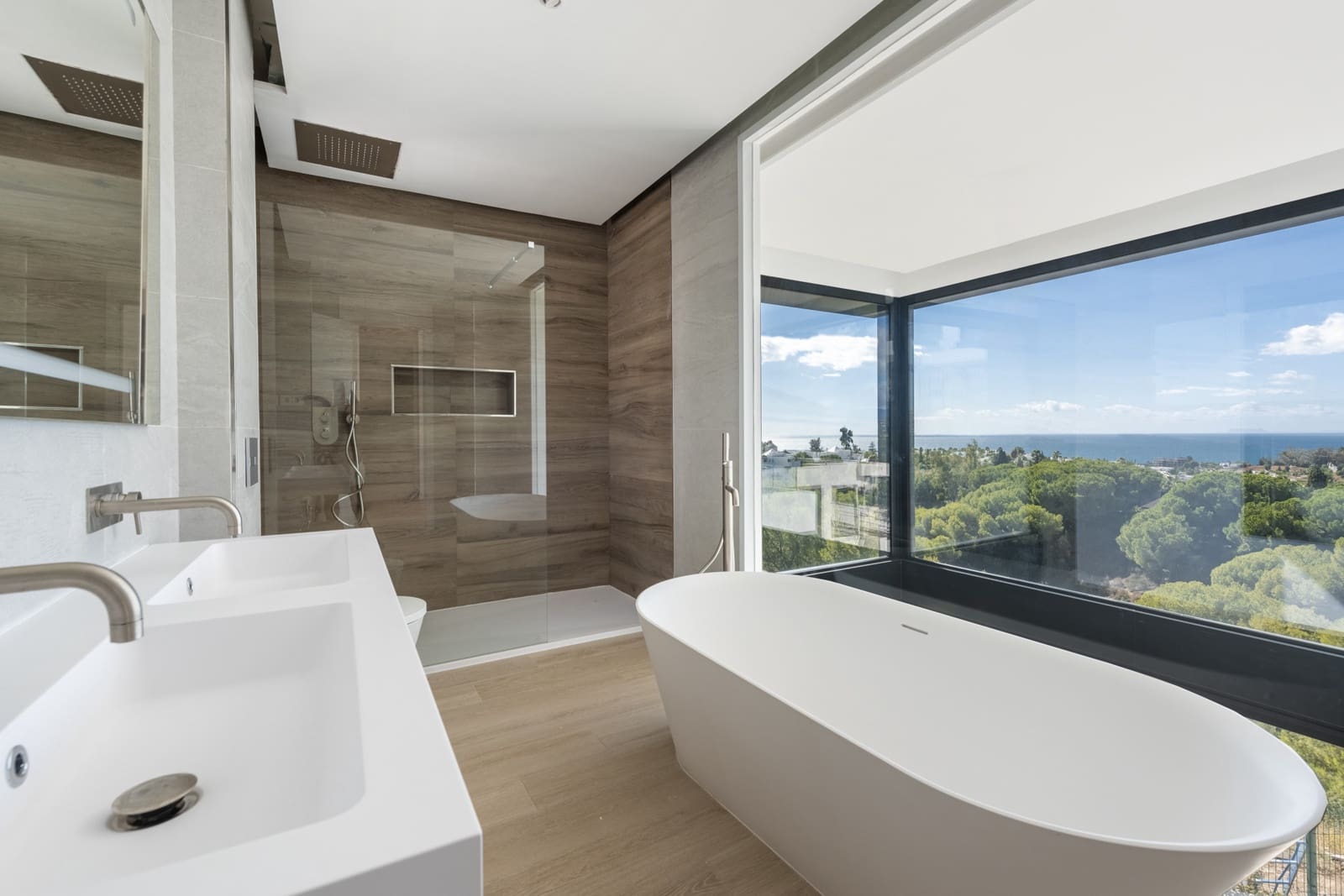 6 soveværelse Byhus til salg i Marbella med swimmingpool garage - € 2.195.000 (Ref: 8195125)