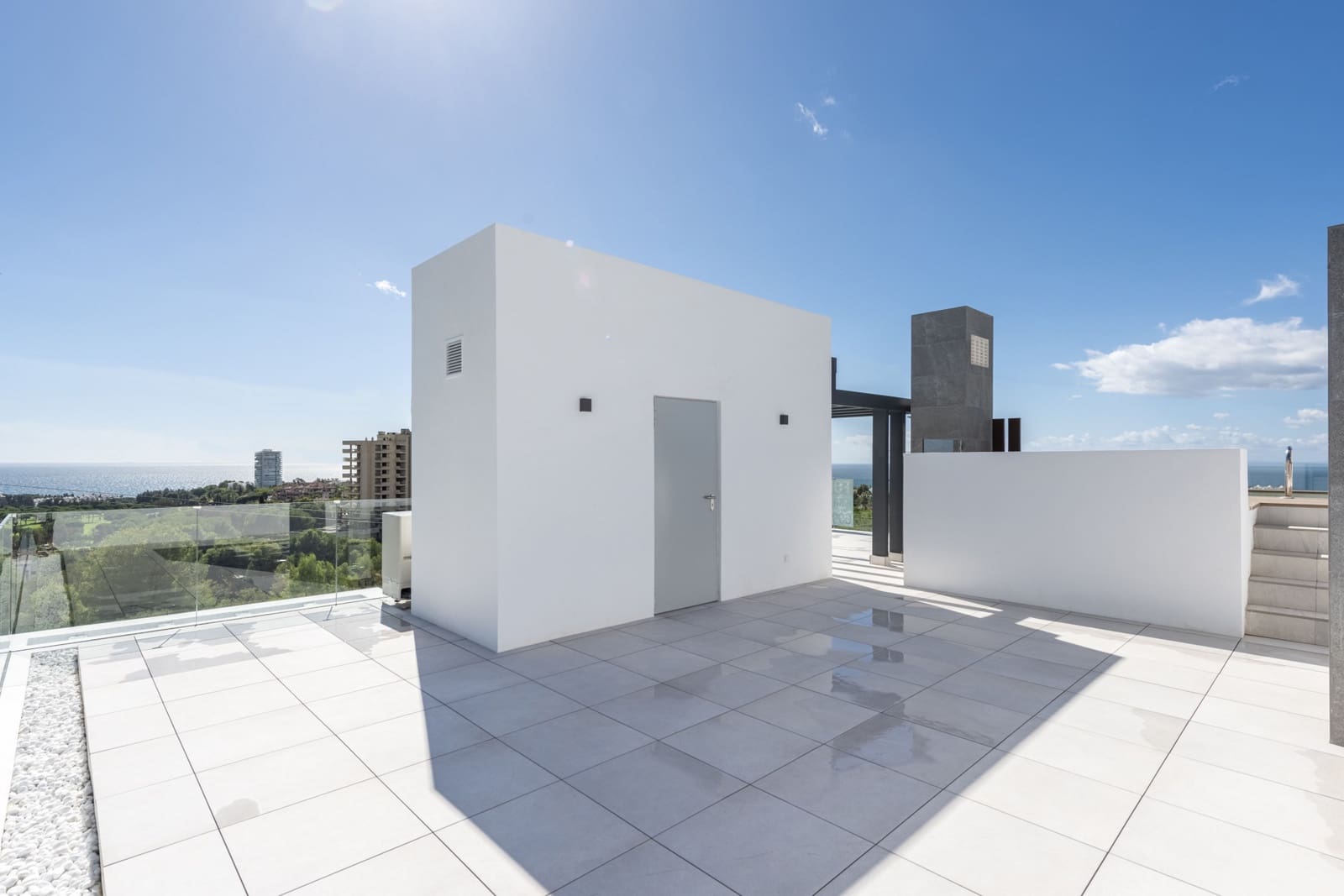 6 soveværelse Byhus til salg i Marbella med swimmingpool garage - € 2.195.000 (Ref: 8195125)