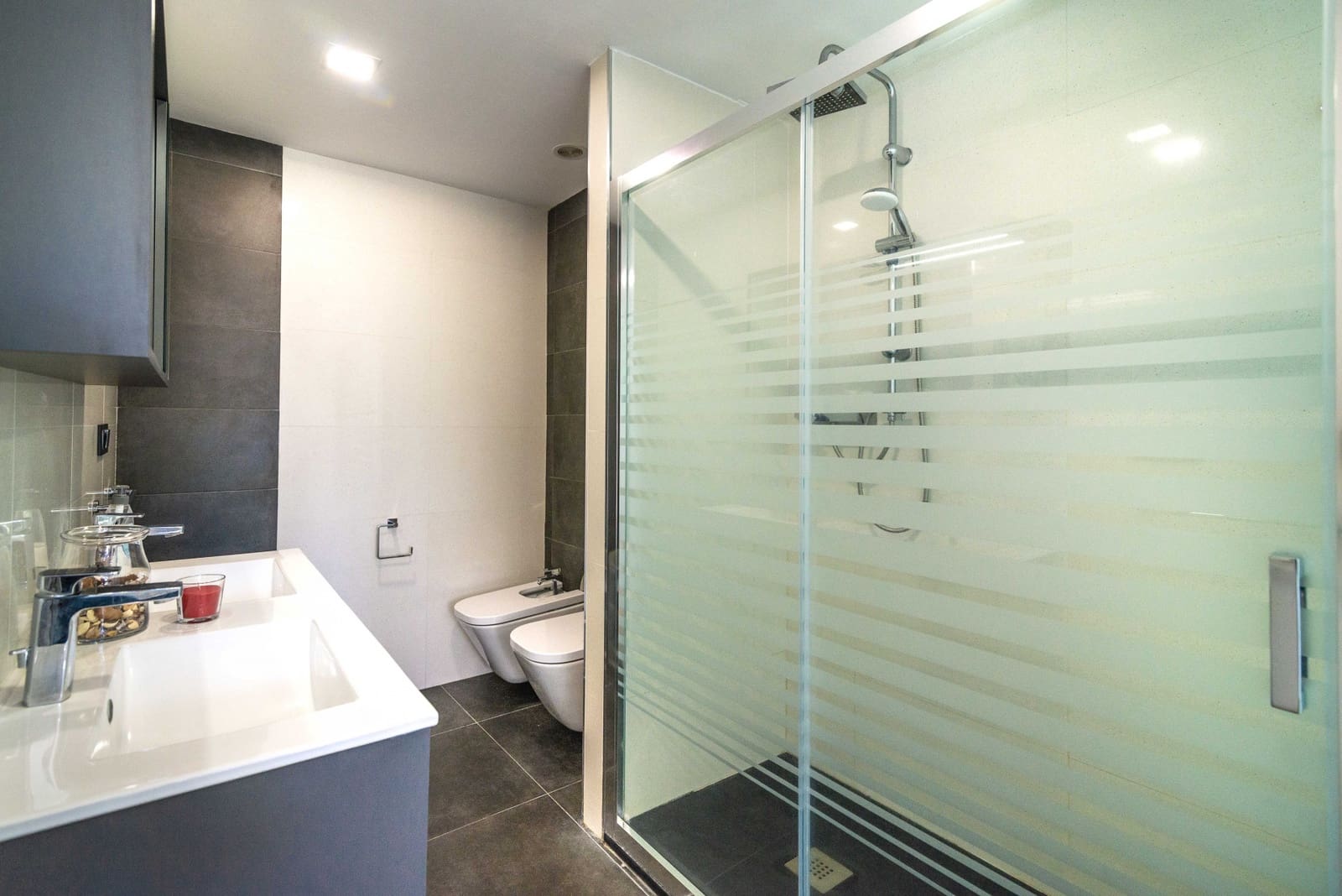 2 slaapkamer Appartement te koop in Marbella met zwembad garage - € 2.795.000 (Ref: 8209074)