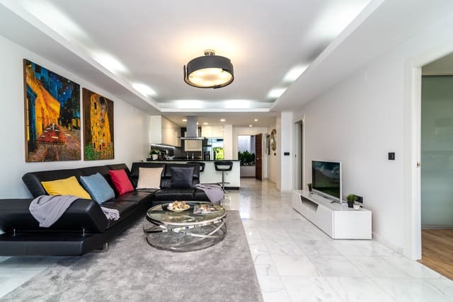 Apartamento de 2 habitaciones en Marbella en venta con piscina garaje - 2.795.000 € (Ref: 8209074)