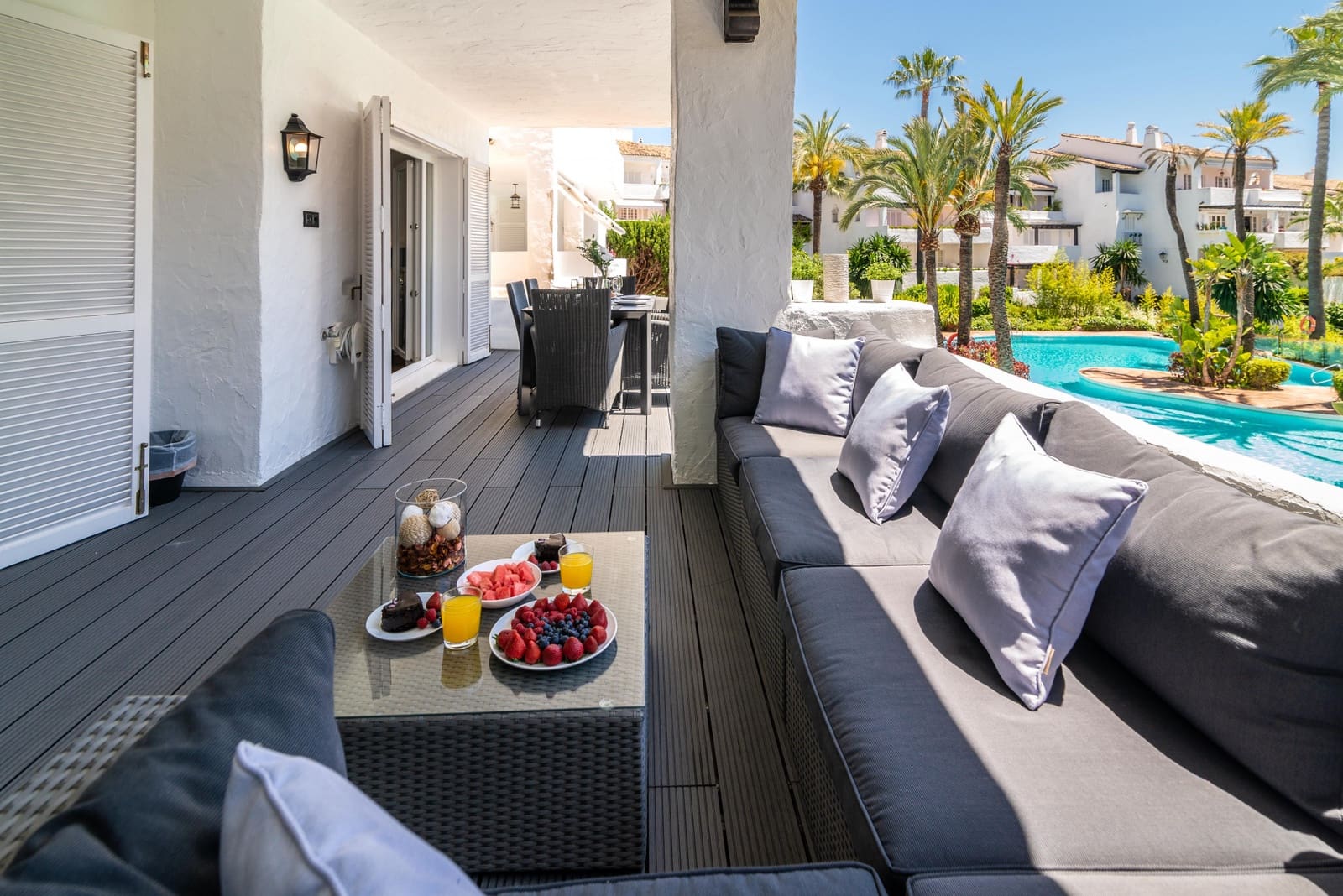 2 slaapkamer Appartement te koop in Marbella met zwembad garage - € 2.795.000 (Ref: 8209074)