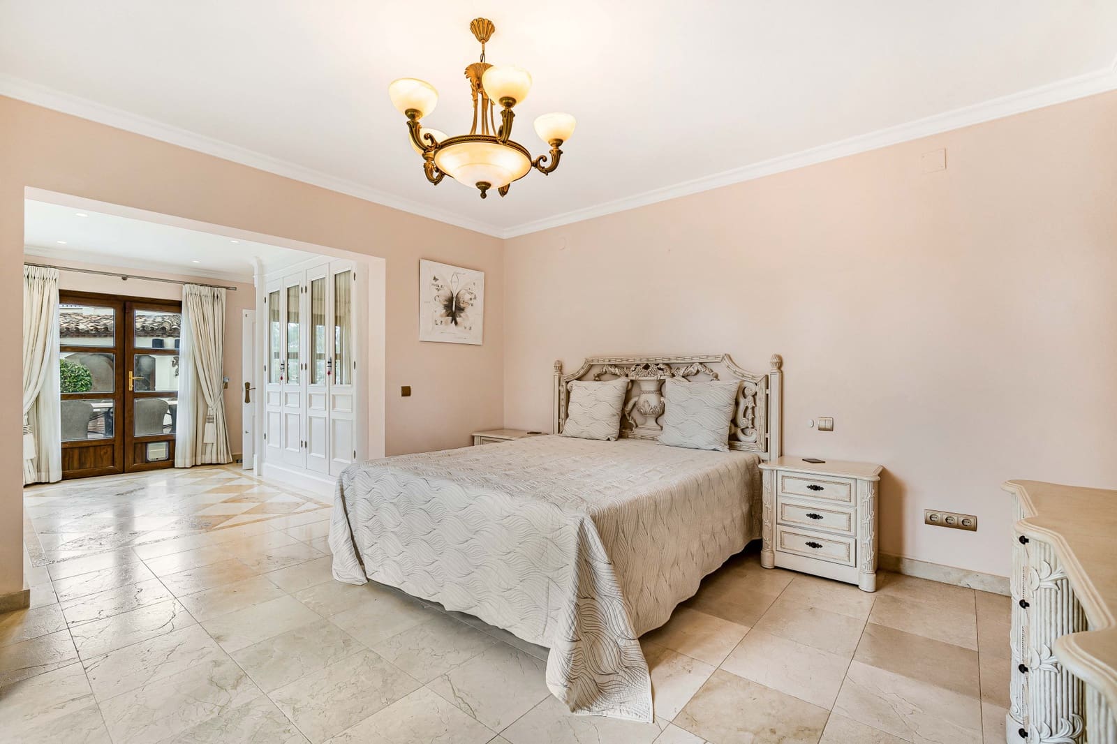 6 soveværelse Villa til salg i El Padron med swimmingpool garage - € 2.995.000 (Ref: 8211258)