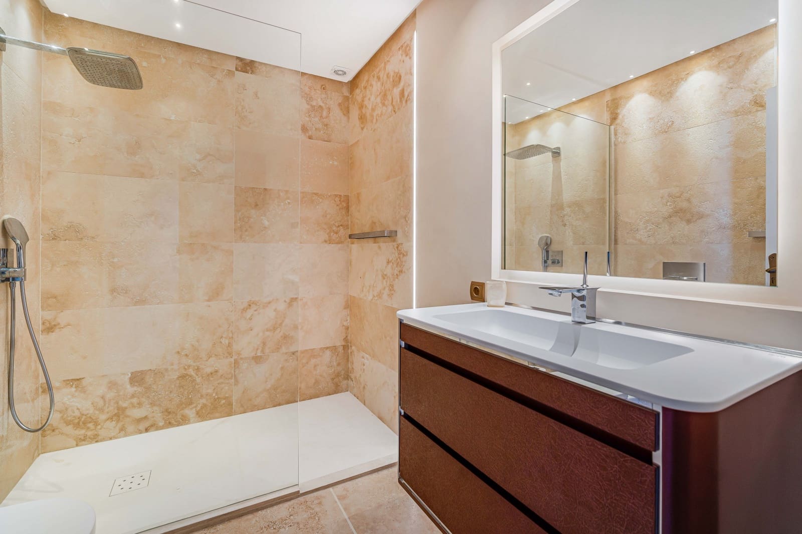 6 soveværelse Villa til salg i El Padron med swimmingpool garage - € 2.995.000 (Ref: 8211258)