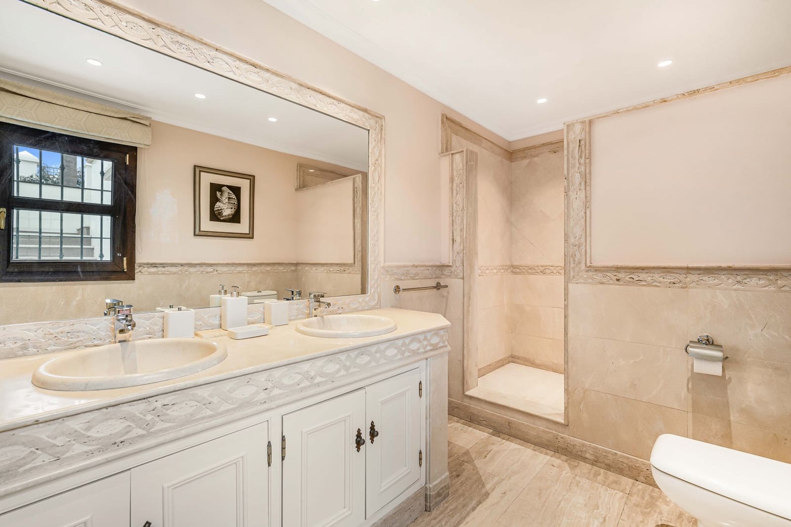 6 soveværelse Villa til salg i El Padron med swimmingpool garage - € 2.995.000 (Ref: 8211258)