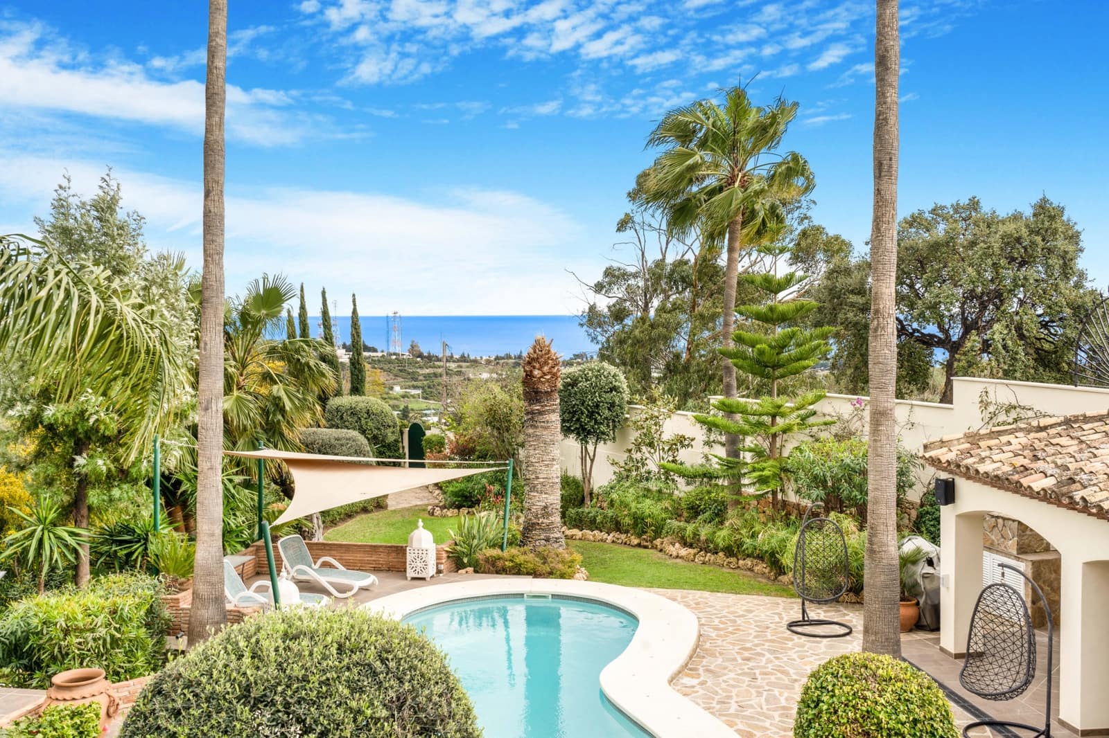 6 soveværelse Villa til salg i El Padron med swimmingpool garage - € 2.995.000 (Ref: 8211258)