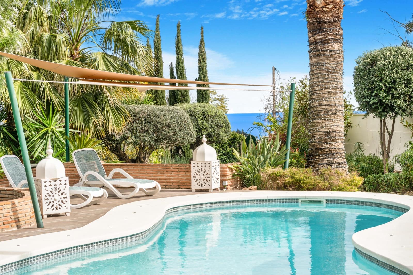 6 soveværelse Villa til salg i El Padron med swimmingpool garage - € 2.995.000 (Ref: 8211258)