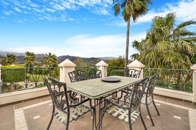 6 bedroom Villa for sale in El Padrón, Estepona with pool garage - € 2,995,000 (Ref: 8211258)