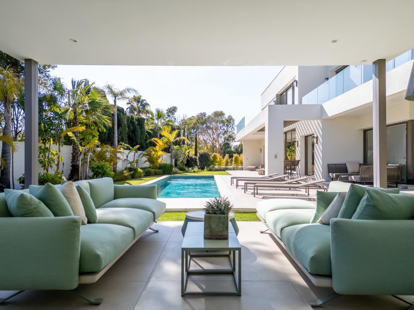 5 makuuhuone Huvila myytävänä paikassa Marbella mukana uima-altaan 
autotalli - 4 950 000 € (Ref: 8229180)