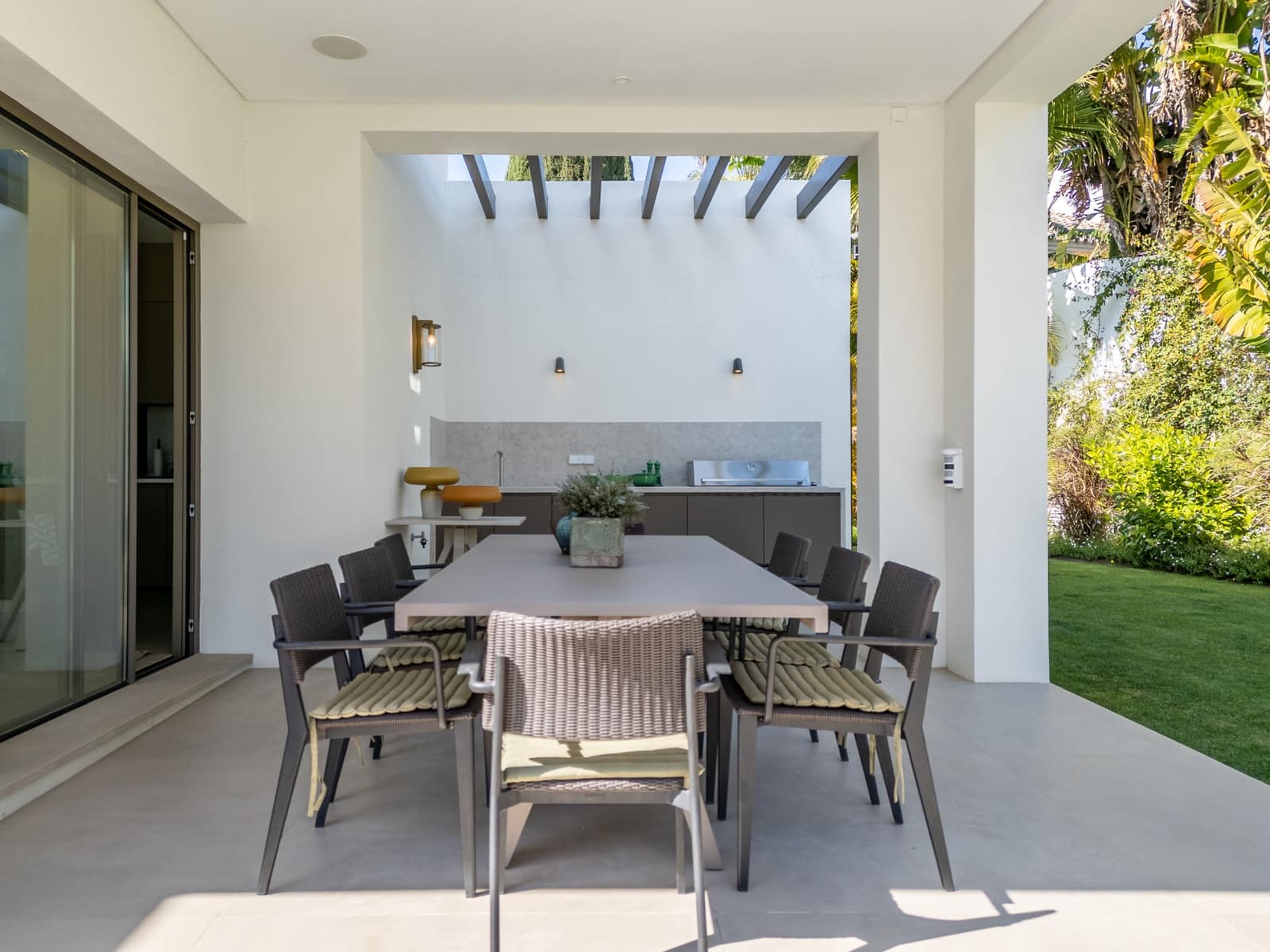 5 makuuhuone Huvila myytävänä paikassa Marbella mukana uima-altaan 
autotalli - 4 950 000 € (Ref: 8229180)