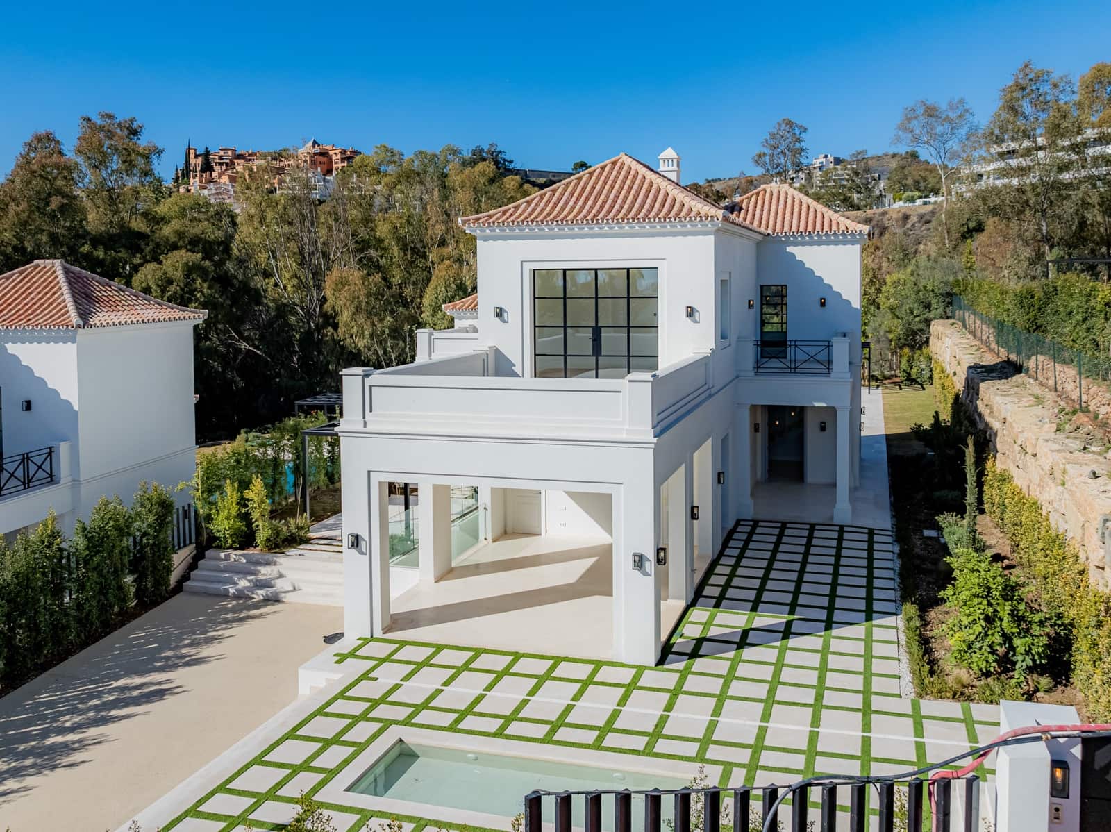 4 soverom Villa til salgs i Marbella med svømmebasseng - € 4 595 000 (Ref: 8229182)