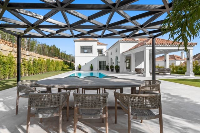 4 soverom Villa til salgs i Marbella med svømmebasseng - € 4 595 000 (Ref: 8229182)