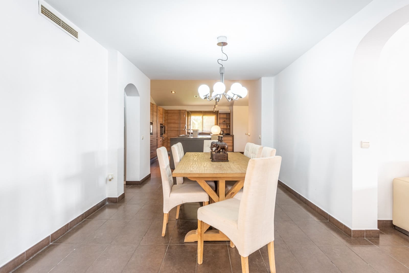 3 Zimmer Villa zu verkaufen in Golden Mile mit Pool Garage - 2.700.000 € (Ref: 8247529)