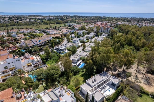 Byggetomt til salgs i Nueva Atalaya, Estepona - € 550 000 (Ref: 8289362)