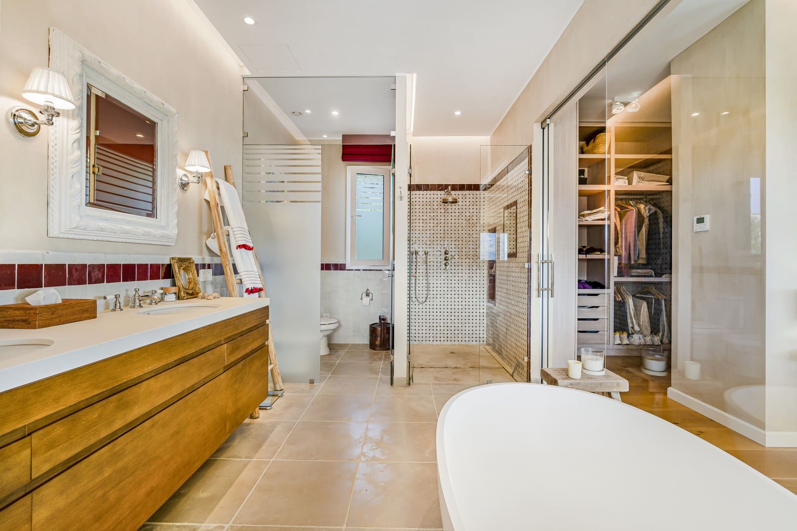 6 sovrum Villa till salu i Benahavis med pool garage - 7 800 000 € (Ref: 8300376)