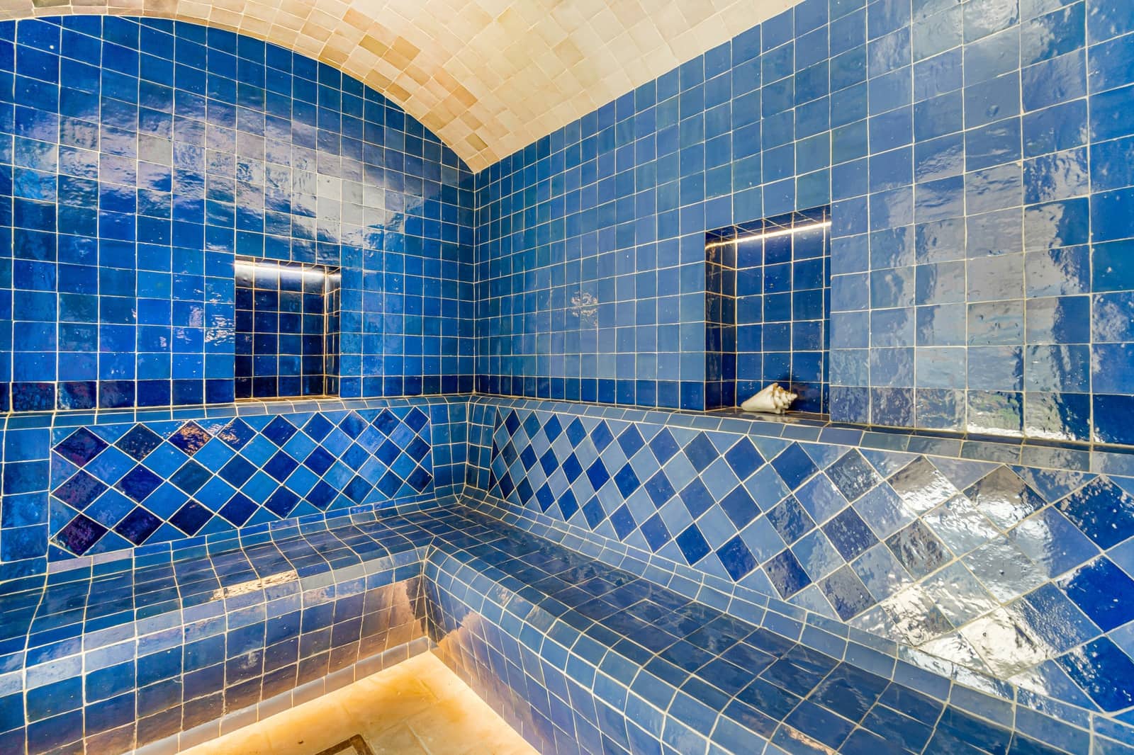 6 sovrum Villa till salu i Benahavis med pool garage - 7 800 000 € (Ref: 8300376)
