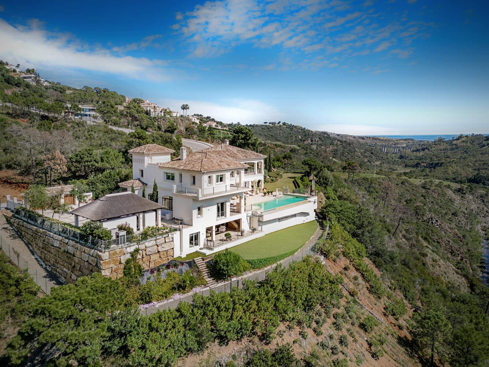 6 sovrum Villa till salu i Benahavis med pool garage - 7 800 000 € (Ref: 8300376)