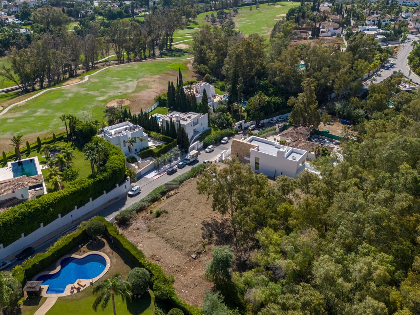 Bouwgrond te koop in Marbella - € 1.790.000 (Ref: 8313741)