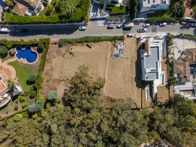 Byggegrund til salg i Marbella - € 1.790.000 (Ref: 8313741)