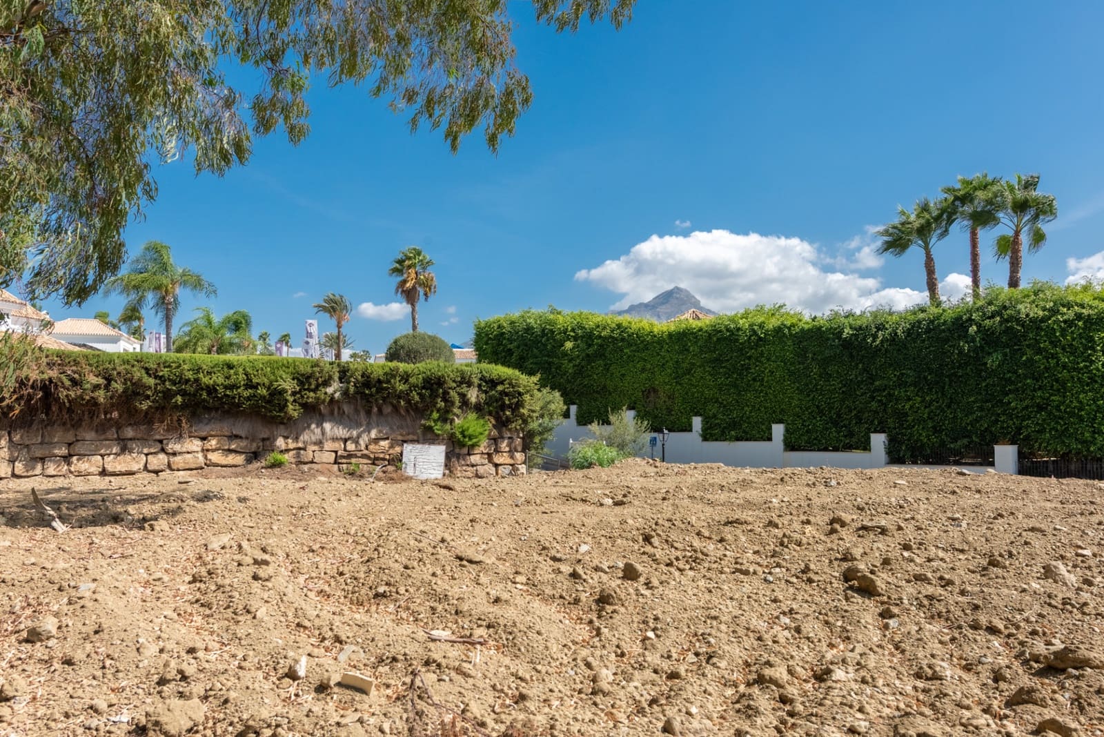 Building Plot for sale in Marbella - € 1,790,000 (Ref: 8313741)