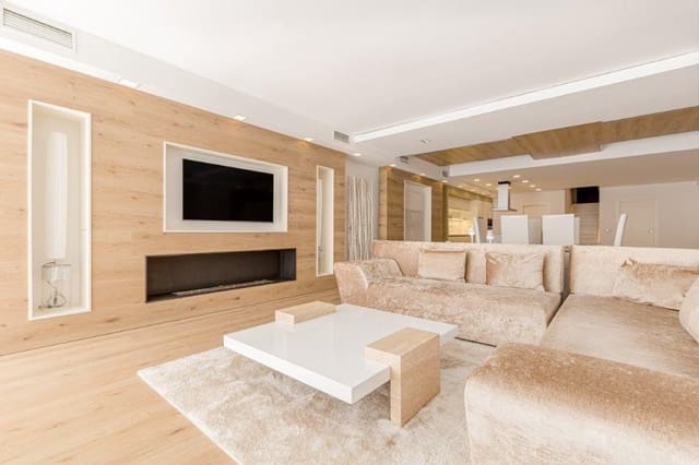 3 soverom Leilighet til salgs i Marbella med svømmebasseng garasje - € 1 995 000 (Ref: 8313743)