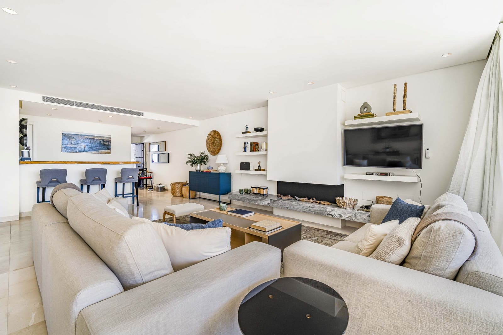 3 slaapkamer Penthouse te huur in Marbella met zwembad garage - € 14.000 (Ref: 8317354)