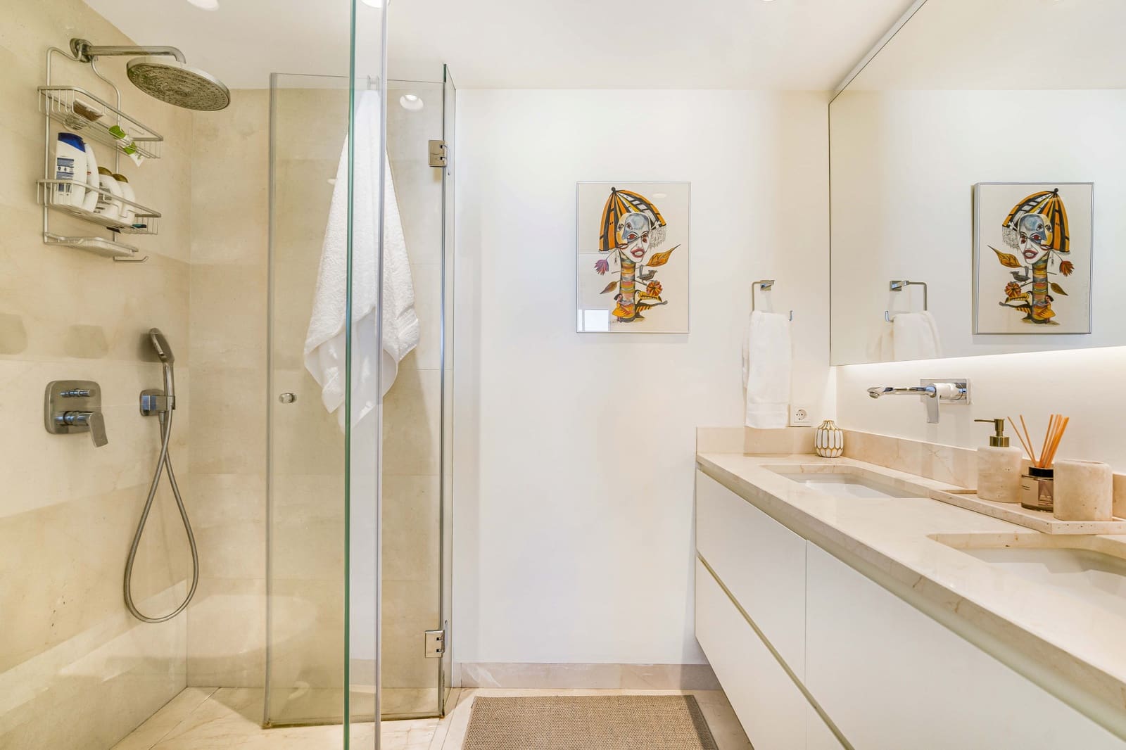 3 slaapkamer Penthouse te huur in Marbella met zwembad garage - € 14.000 (Ref: 8317354)