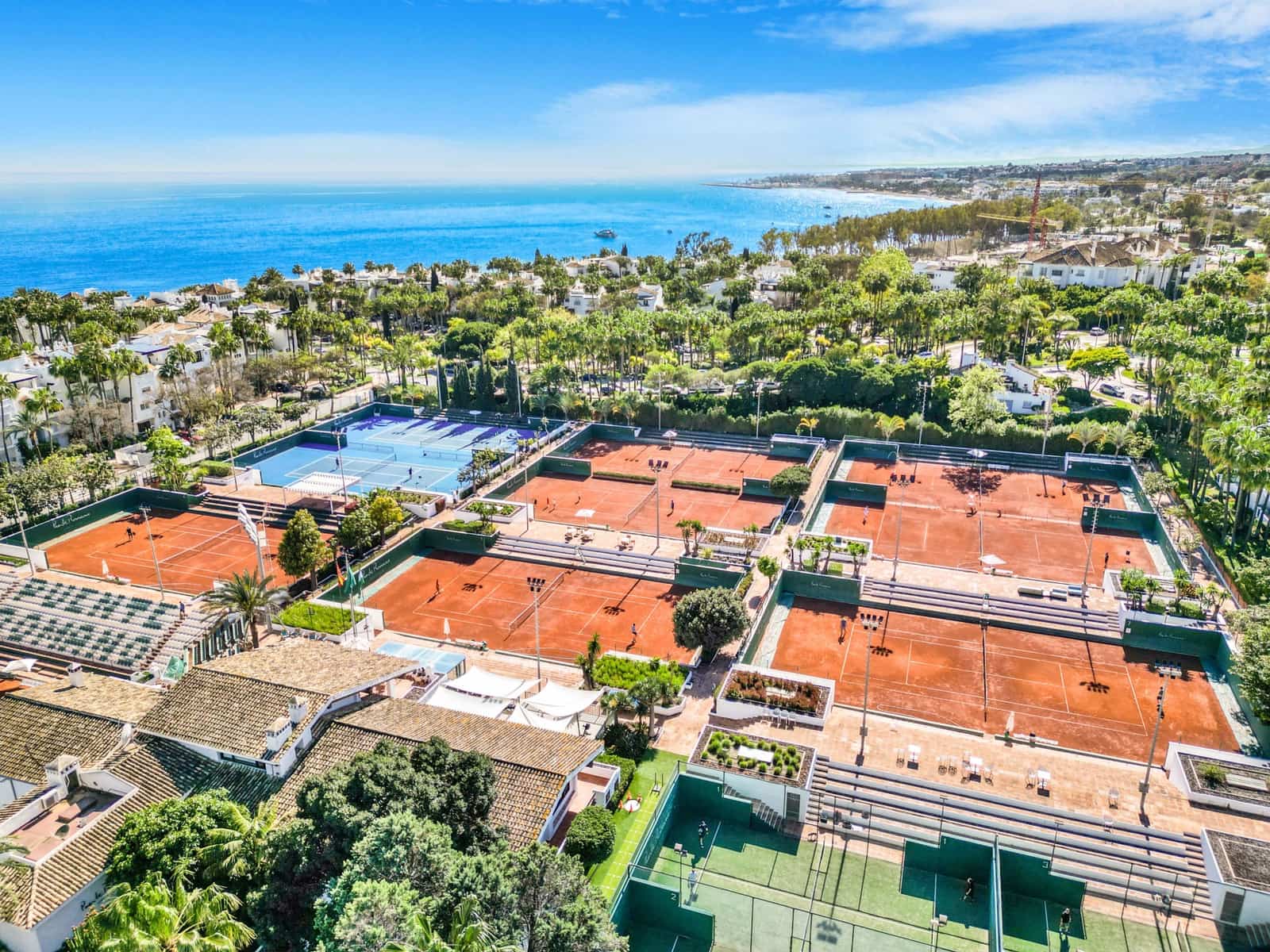 3 bedroom Penthouse for rent in Marbella with pool garage - € 15,000 (Ref: 8317354)