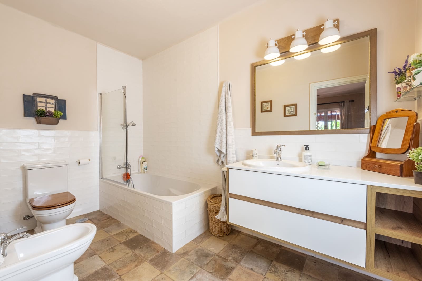 5 Zimmer Villa zu vermieten in Guadalmina mit Pool Garage - 7.500 € (Ref: 8343807)