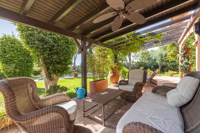 5 makuuhuone Huvila vuokrattavana paikassa Guadalmina Alta, Marbella mukana uima-altaan 
autotalli - 7 500 € (Ref: 8343807)