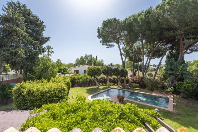 5 makuuhuone Huvila vuokrattavana paikassa Guadalmina Alta, Marbella mukana uima-altaan 
autotalli - 7 500 € (Ref: 8343807)