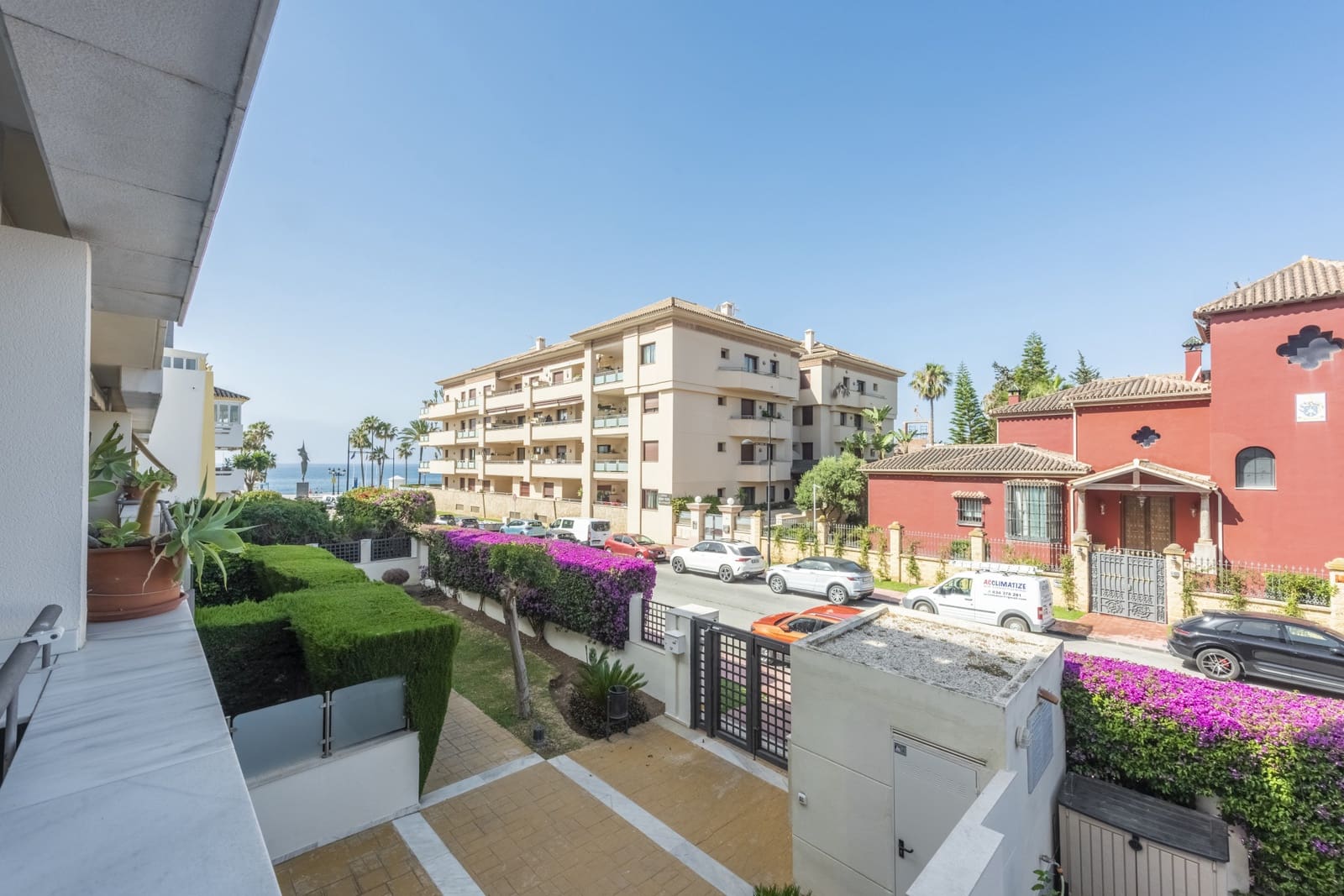 Appartement de 3 chambres à louer à San Pedro de Alcantara avec piscine garage - 2 900 € (Ref: 8360841)