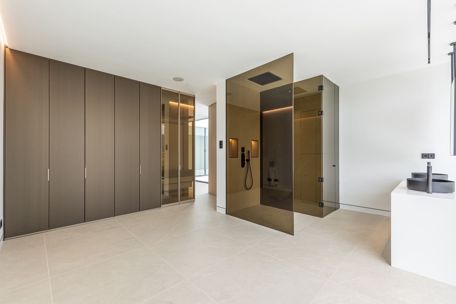 4 Zimmer Villa zu verkaufen in Marbella mit Pool Garage - 4.800.000 € (Ref: 8383086)